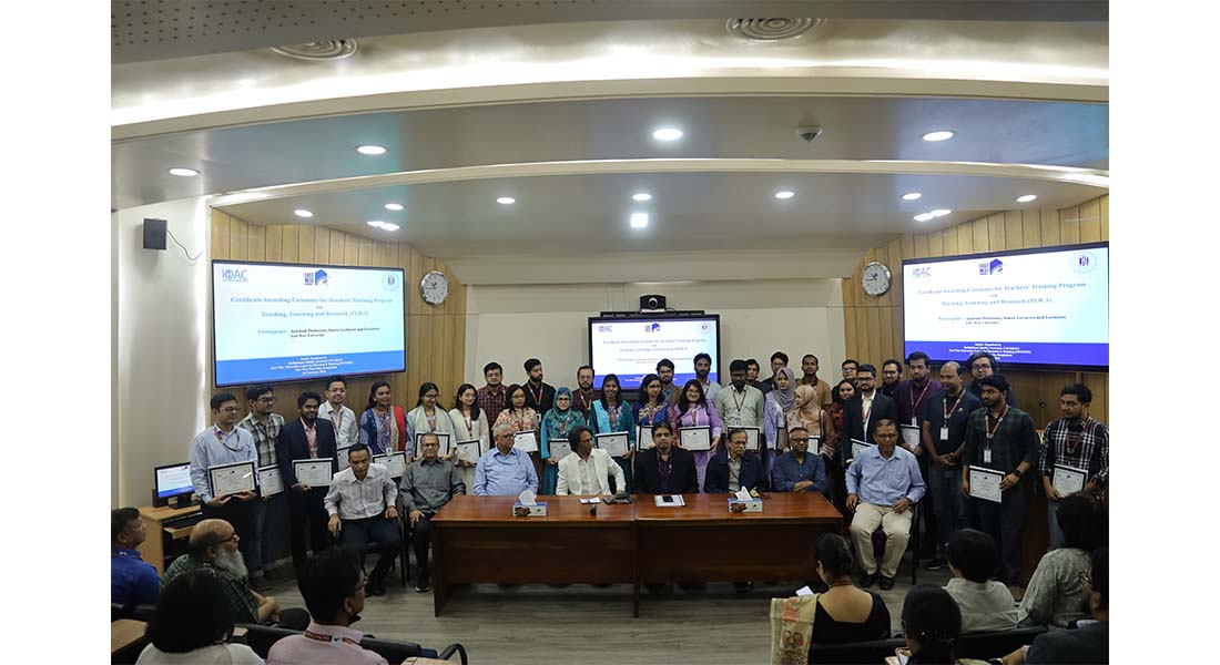 East West University Holds Faculty Excellence at T... 